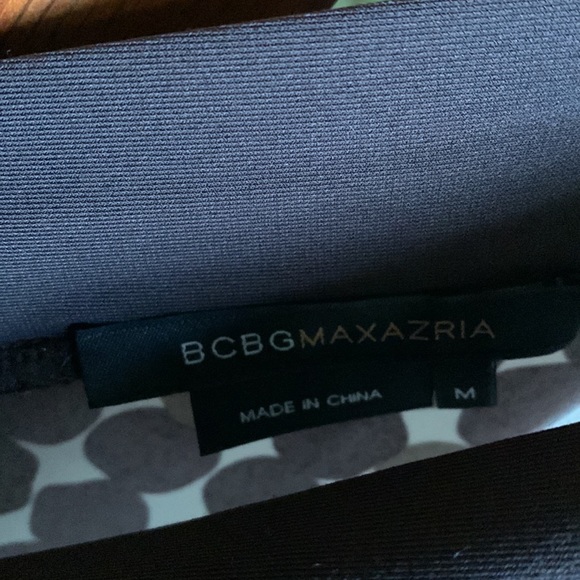 BCBG sun dress in great condition - Picture 4 of 9